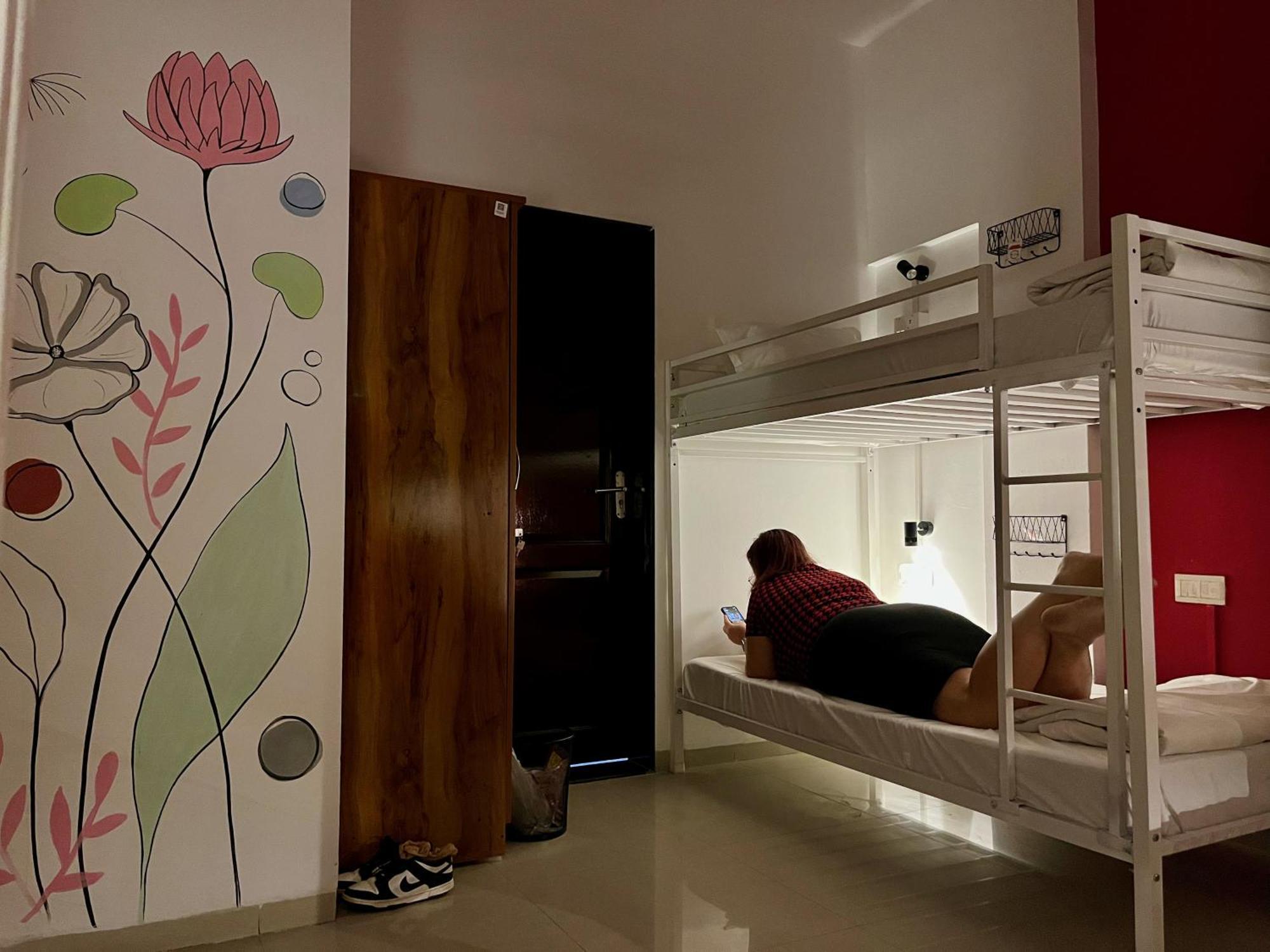 Hoshtel99 - Lux - Stay, Cowork And Cafe - Luxurious Bungalow Пюн Екстериор снимка